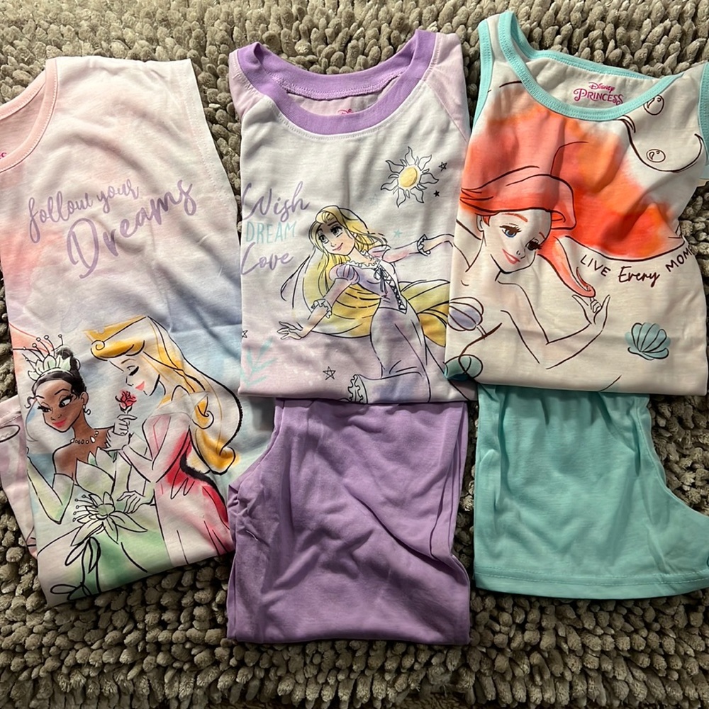 Disney Princess Pajama Set 👸🏻